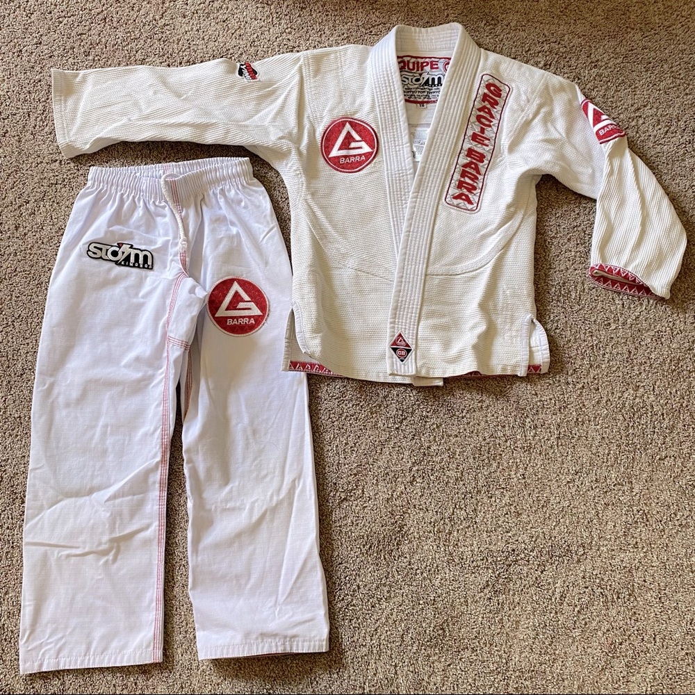 Y4 Gracie Barra kimono and pants